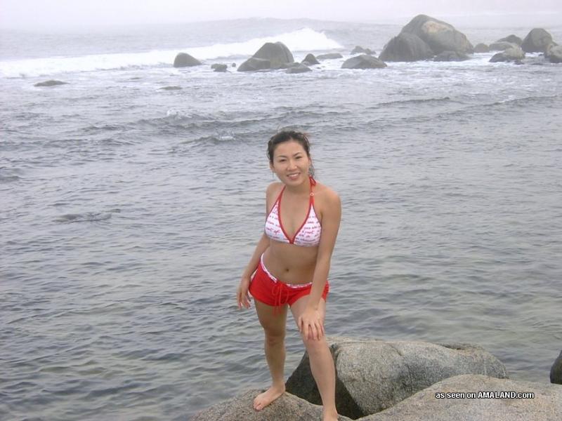 Naughty Thai girlfriend posing sexy